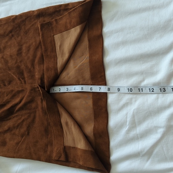 Polo Ralph Lauren Women's brown Lamb suede size 6 skirt. - Picture 6 of 11